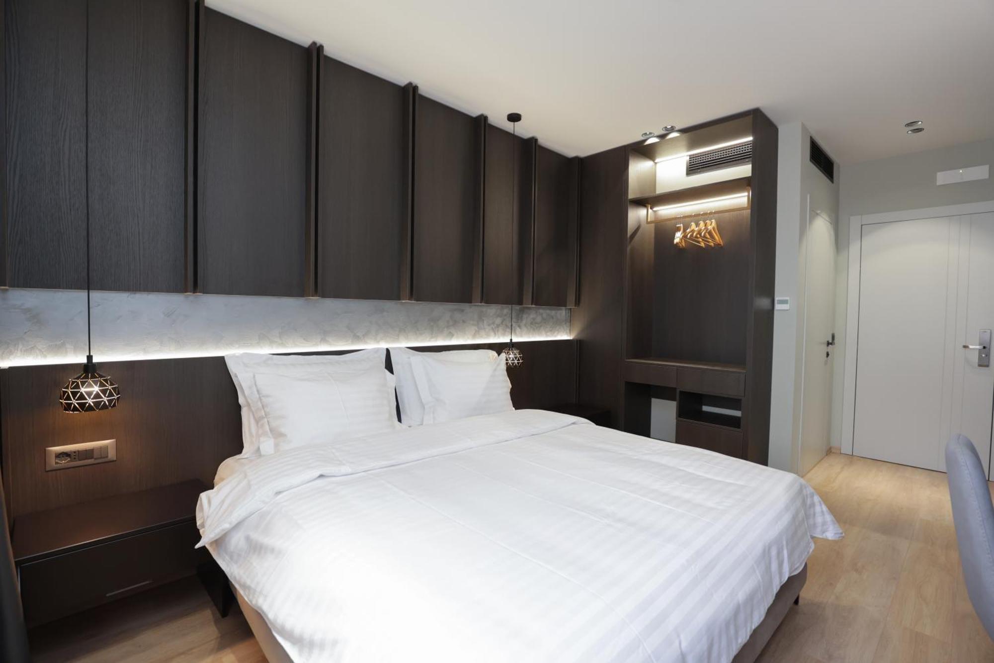 Gremmy Boutique Hotel Tirana Exterior foto