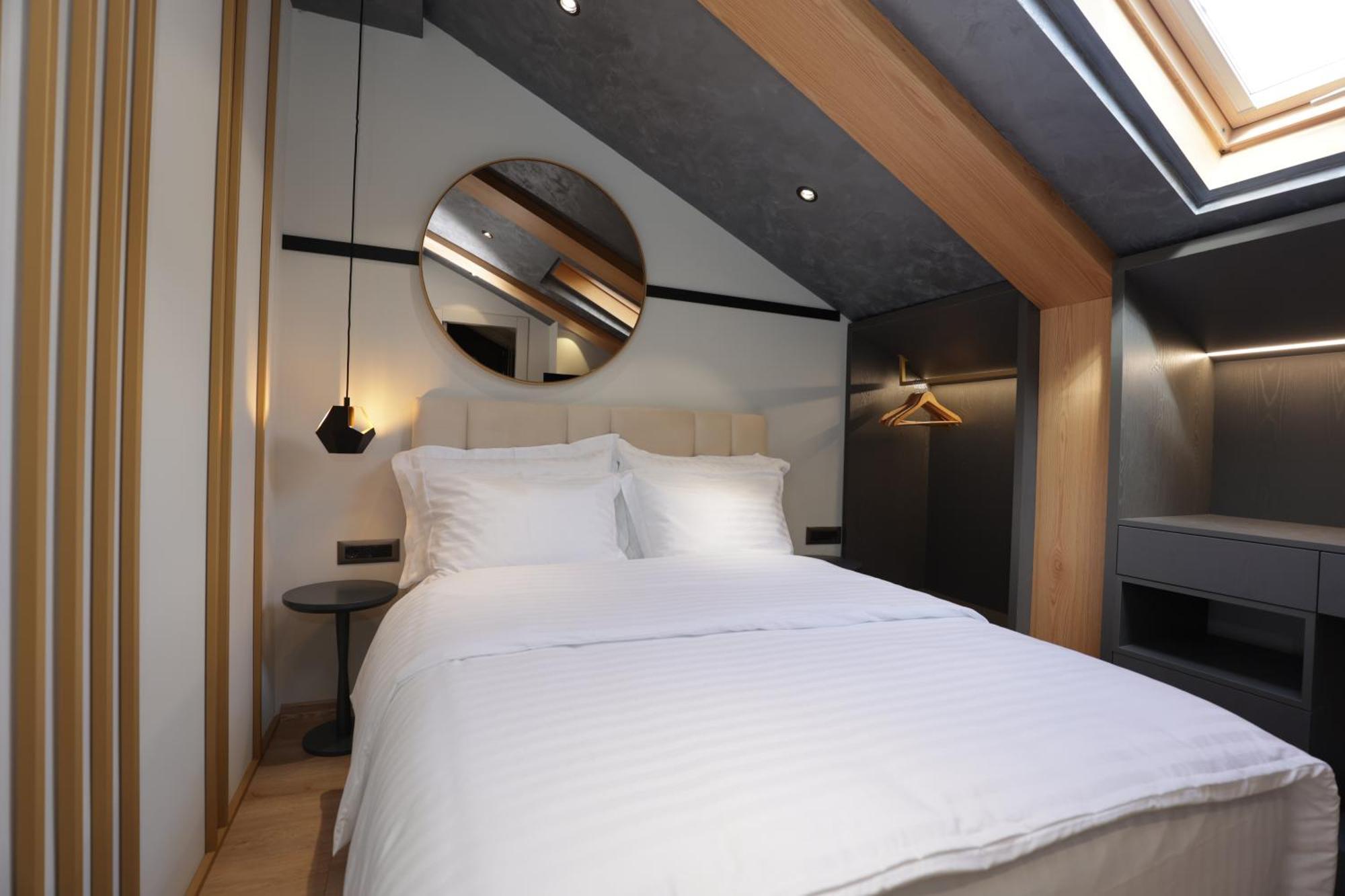 Gremmy Boutique Hotel Tirana Exterior foto